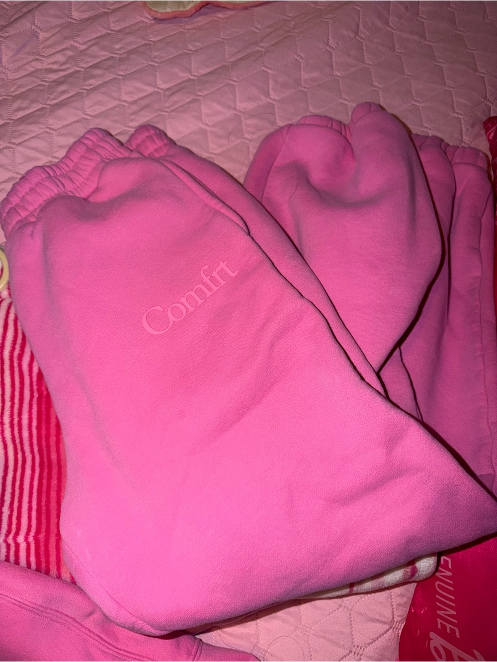 Comfrt Pink Joggers Medium